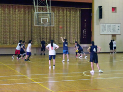 女子バスケットボール部の写真01